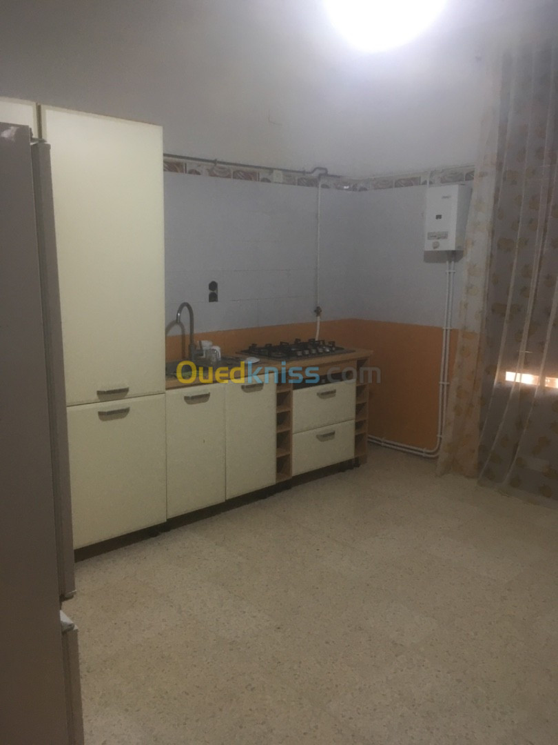 Location Niveau De Villa F4 Blida Blida