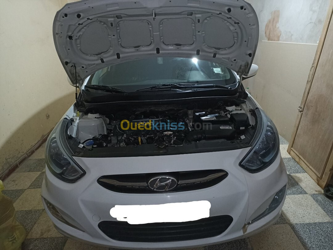 Hyundai Accent RB  5 portes 2017 Préstige