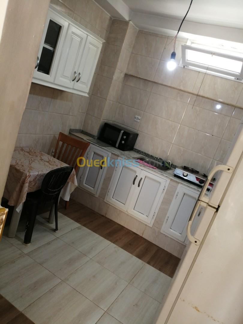 Location vacances Appartement F2 Alger Bordj el kiffan