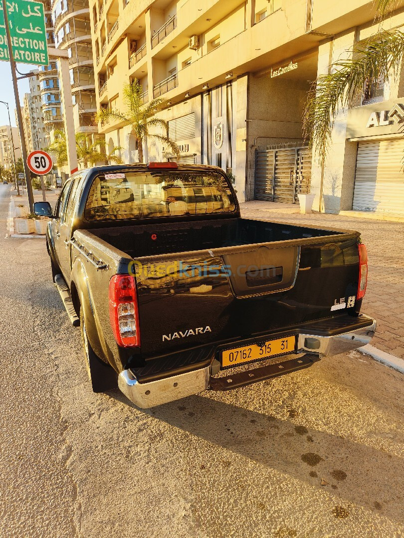 Nissan Navara 2015 Double Cabine 