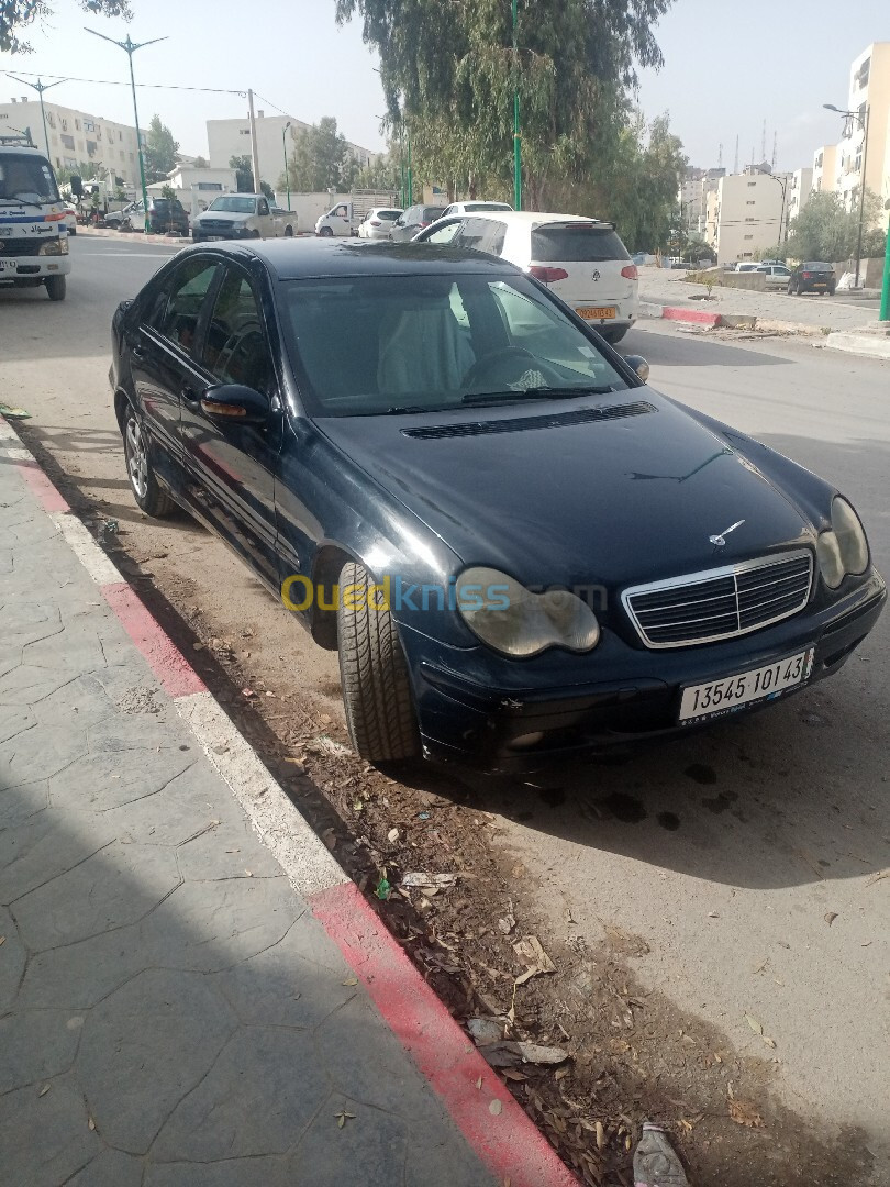 Mercedes Classe C 2001 C220 classique