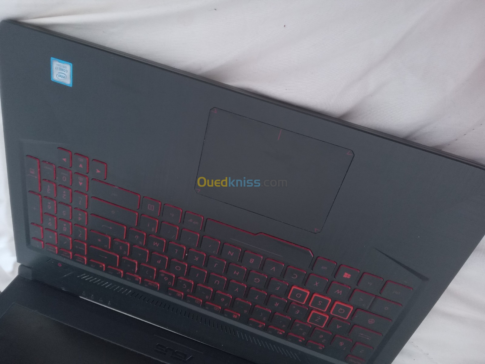 Asus gamer Tuf504G i7 8th pour pièce khasou carte mère 