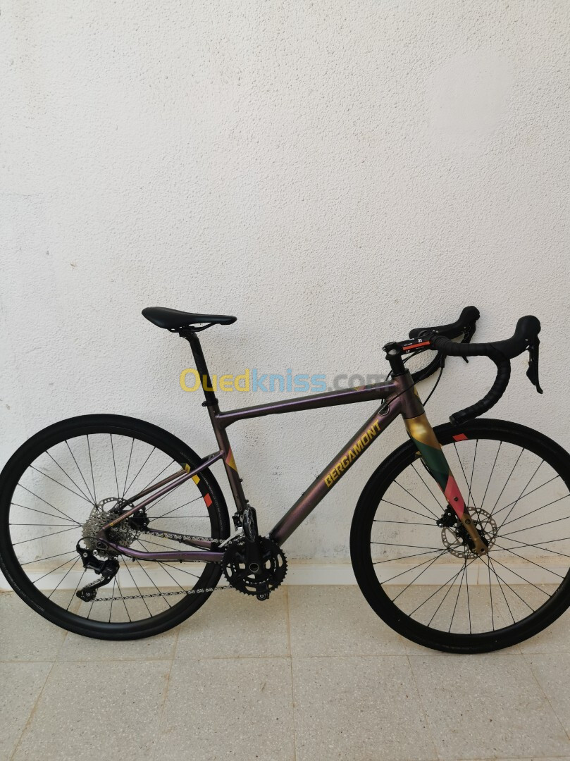 Velo gravel bergamont grandurance 6 2022