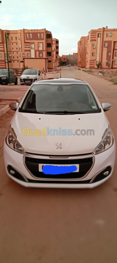 Peugeot 208 2016 Allure Facelift