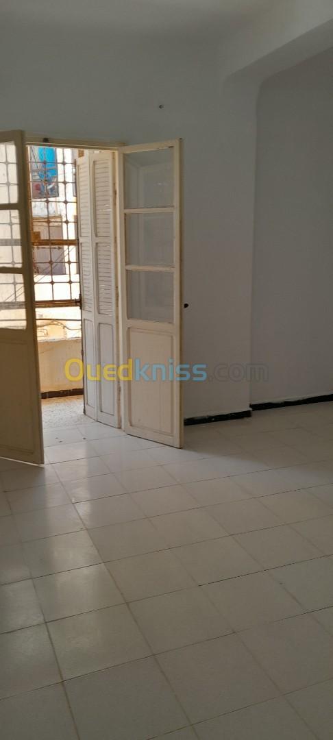 Vente Appartement F4 Oran Ain el turck