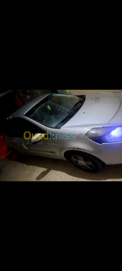 Renault Clio 3 2012 Ess