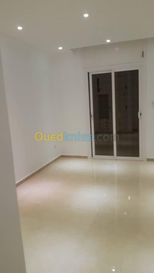 Location Appartement F4 Alger Cheraga