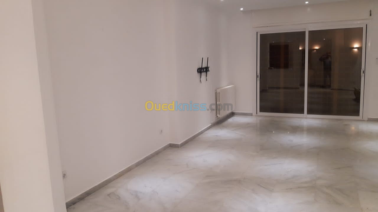 Location Appartement F4 Alger Cheraga