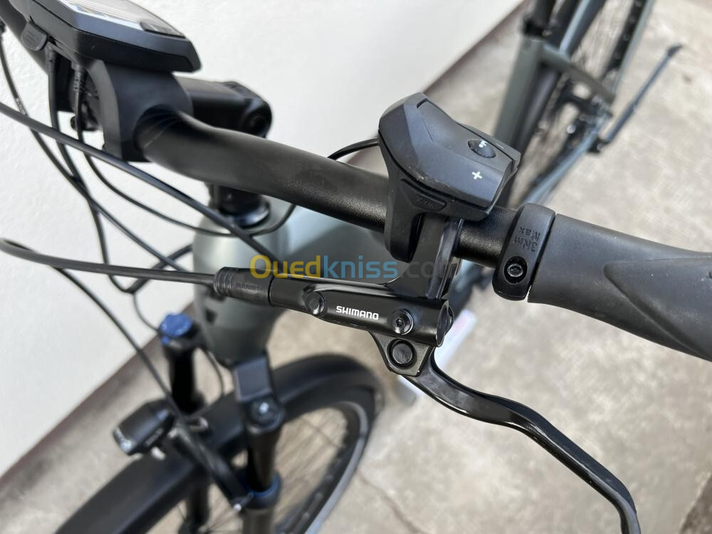 Vélo électrique CUBE Moteur Bosch CX 4ème génération 