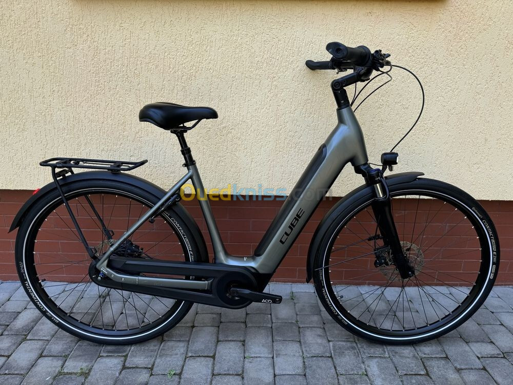 Vélo électrique CUBE 2024 batterie 625