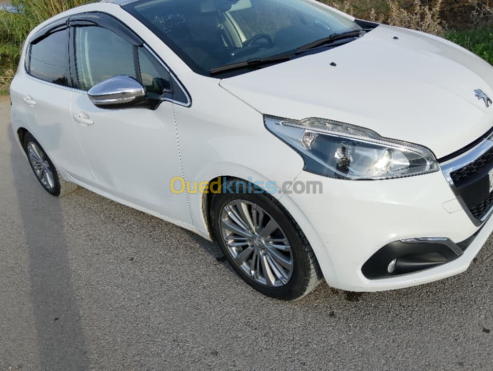 Peugeot 208 2019 Allure Facelift