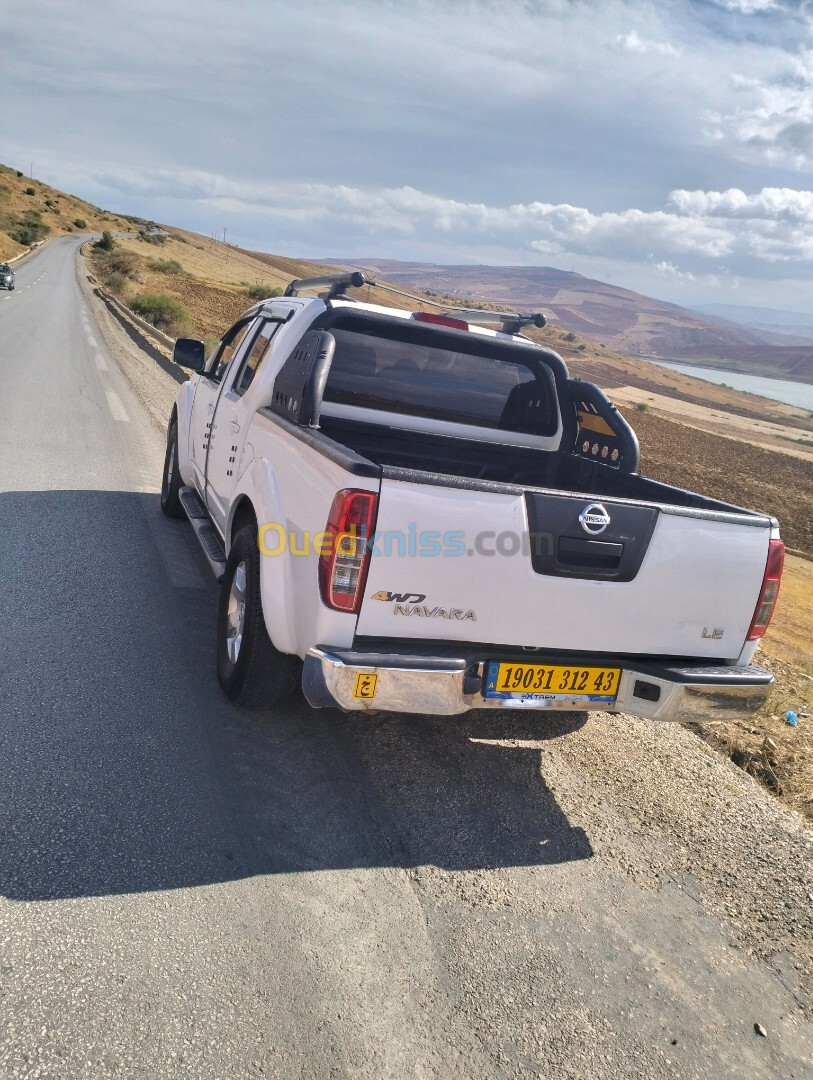 Nissan Navara 2012 Elegance 4x4