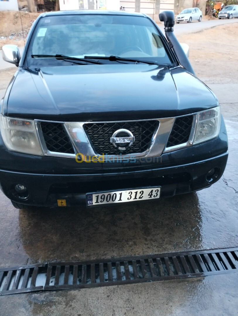 Nissan Navara 2012 Elegance 4x4