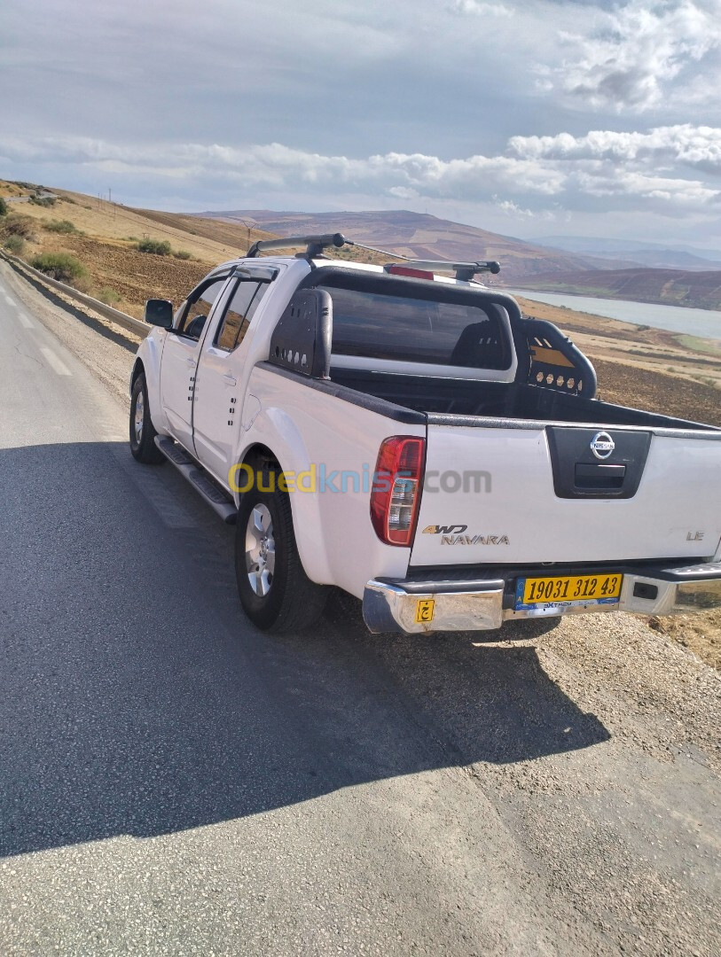 Nissan Navara 2012 Elegance 4x4