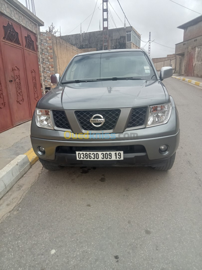 Nissan Navara 2009 Elegance 4x4