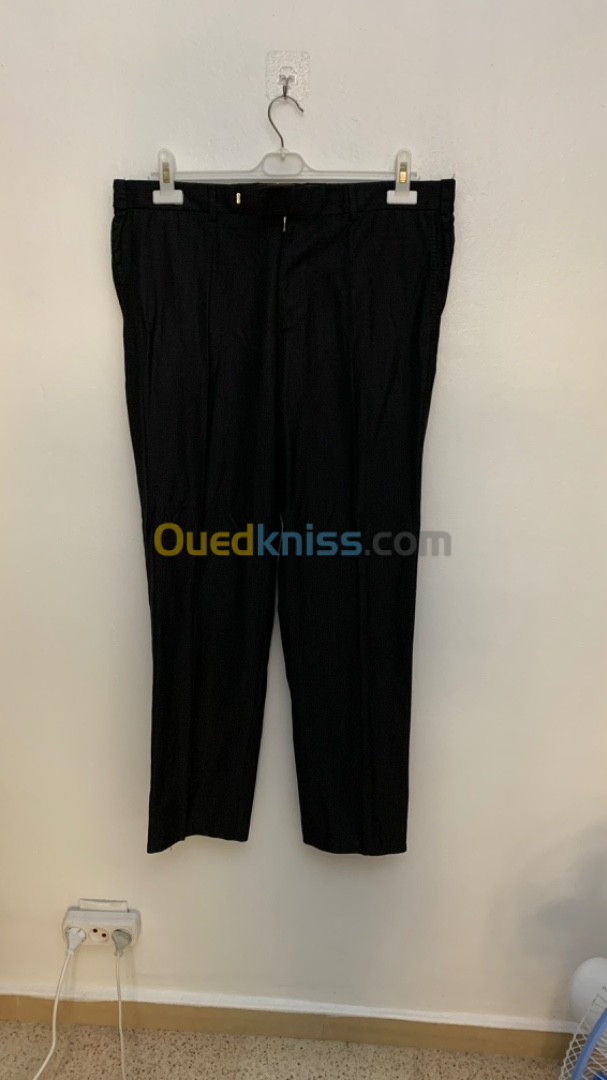 Costume occasion hugo boss taille 44_46