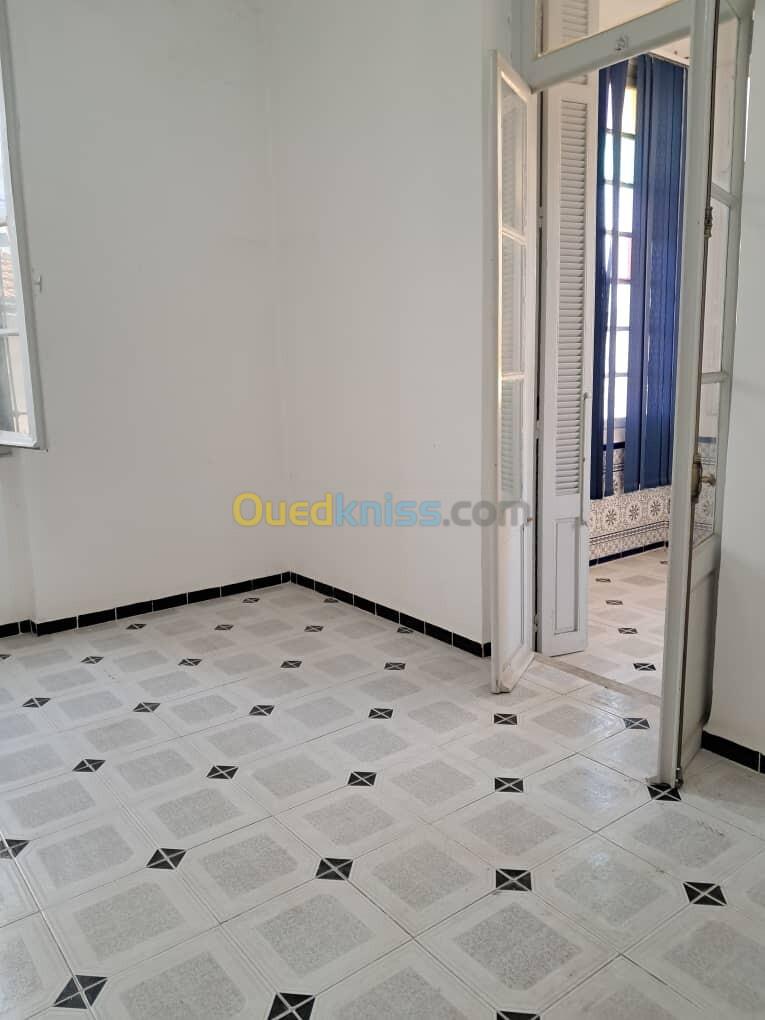 Location Appartement F5 Alger Kouba