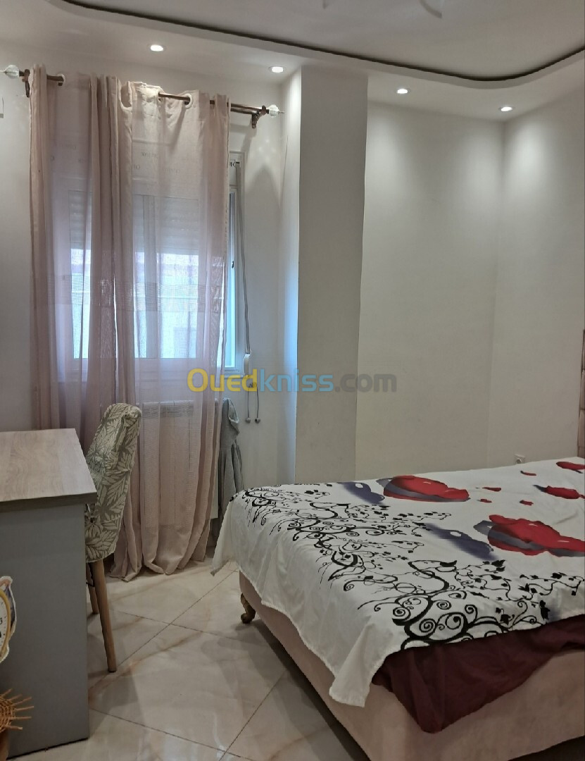 Location Appartement F4 Alger Kouba