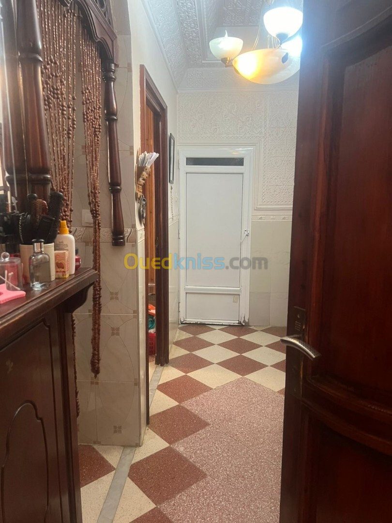 Location Appartement F3 Alger Kouba