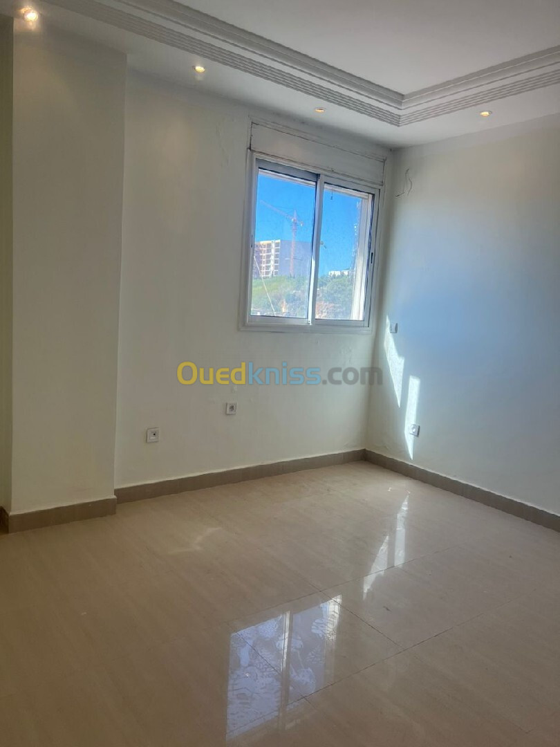 Location Appartement F4 Alger Ben aknoun