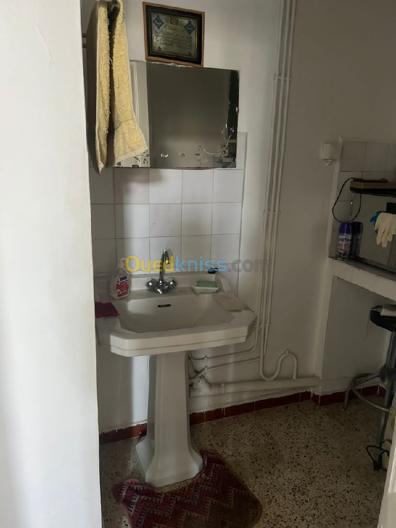 Location Appartement F3 Alger Hussein dey