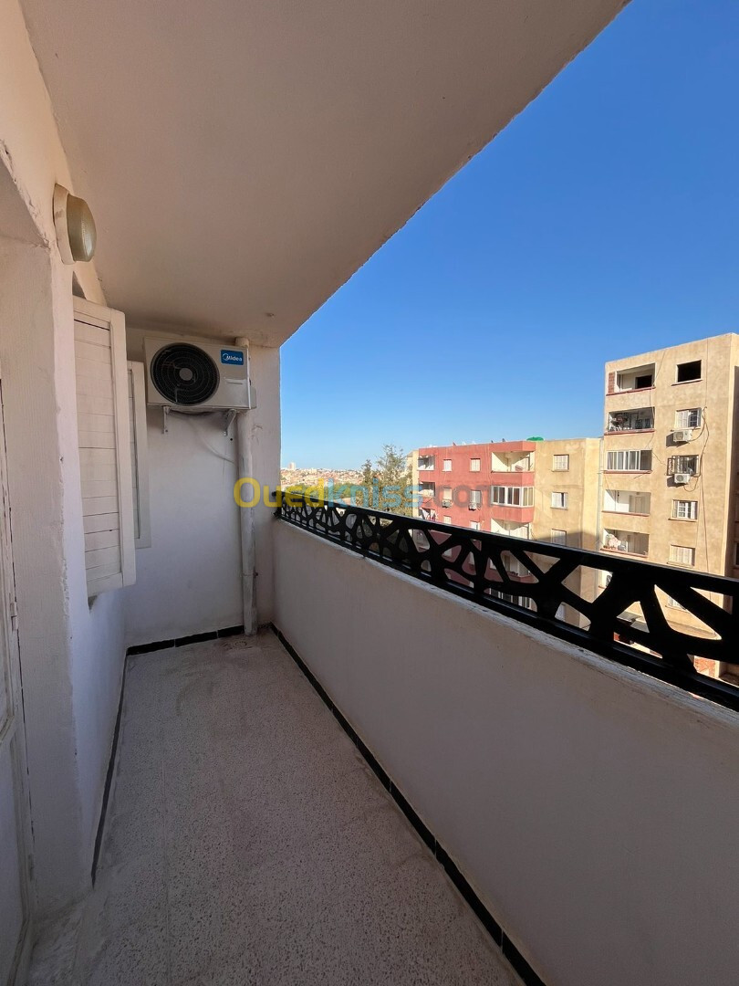 Location Appartement F4 Alger Draria