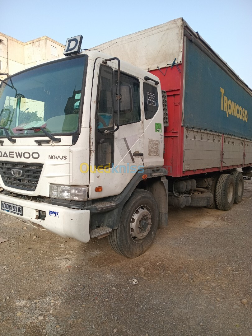 PLATEAU 6x4 Daewoo 2009