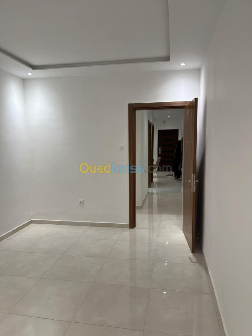 Vente Appartement F4 Alger Bordj el bahri