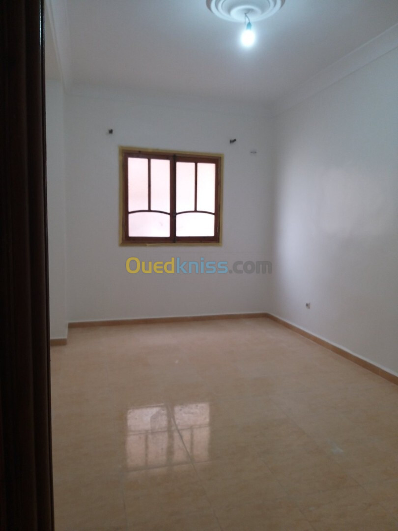 Location Appartement F4 Oran Bir el djir