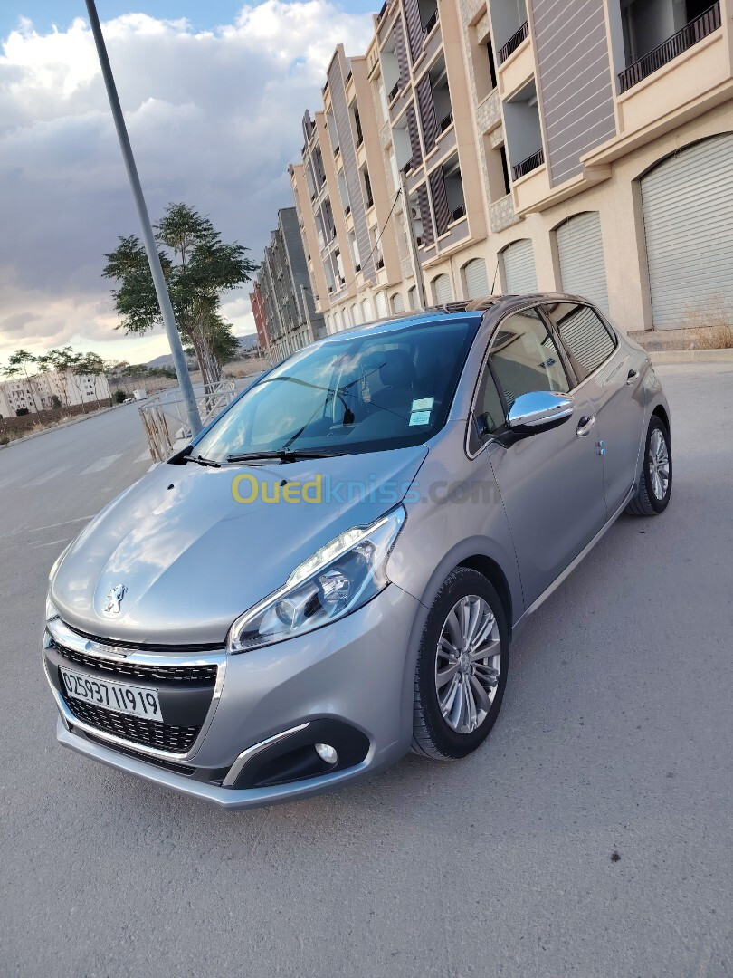 Peugeot 208 2019 Allure