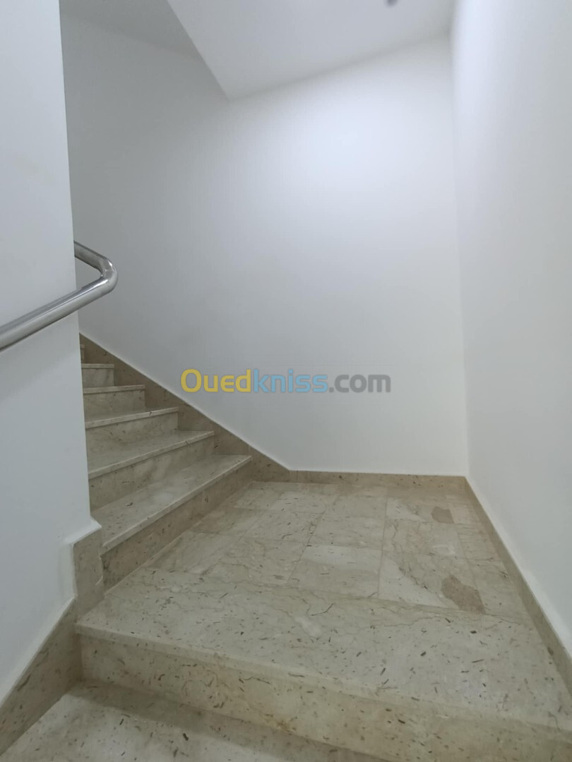 Location Villa Oran Bir el djir