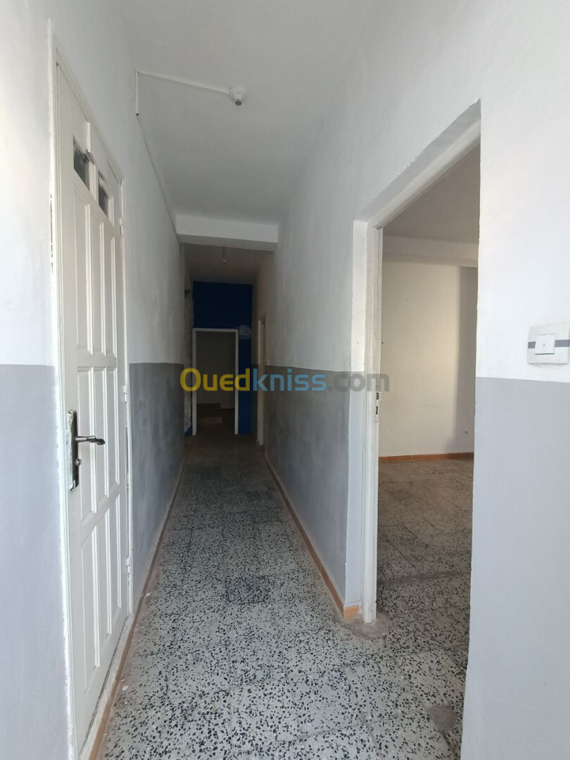 Location Niveau De Villa F5 Oran Oran