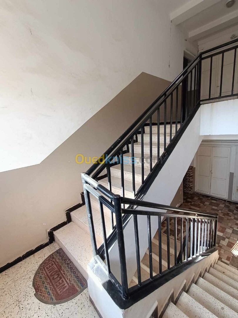 Location Appartement F4 Oran Bir el djir