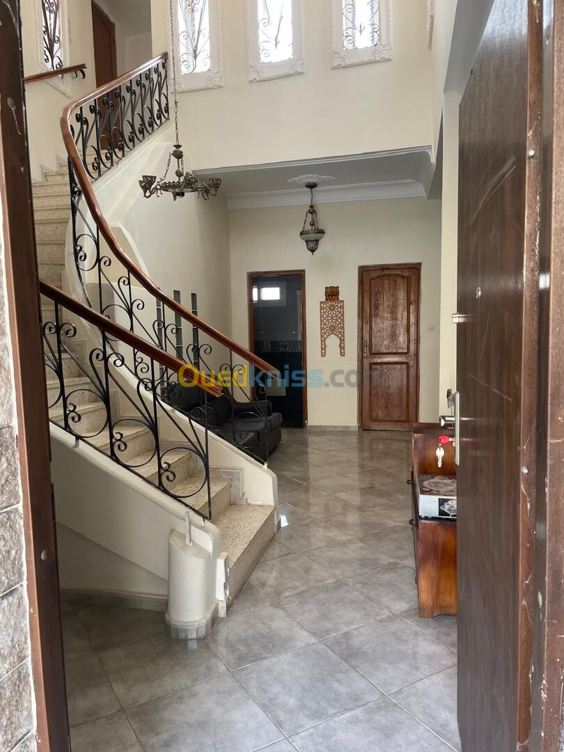 Location Niveau De Villa F4 Oran Bir el djir