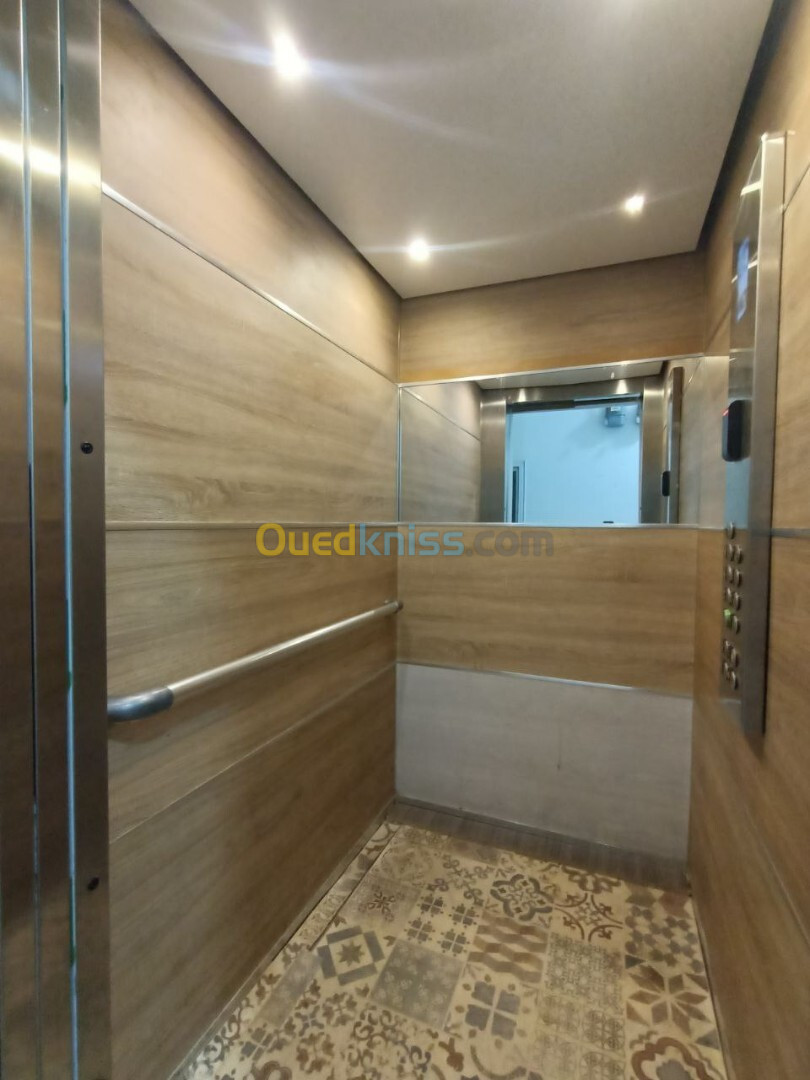 Location Appartement F4 Oran Bir el djir