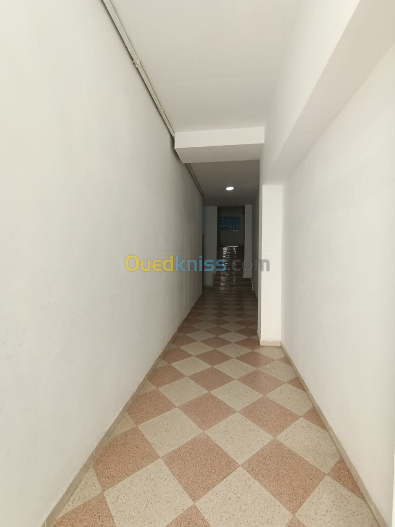 Location Appartement F4 Oran Bir el djir