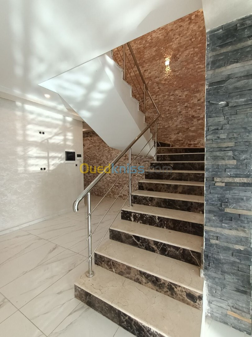 Vente Appartement F7 Oran Bir el djir