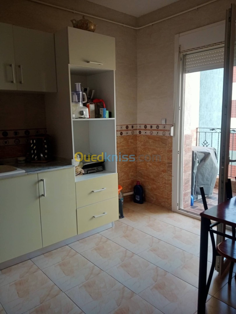 Location Appartement F4 Alger Rahmania