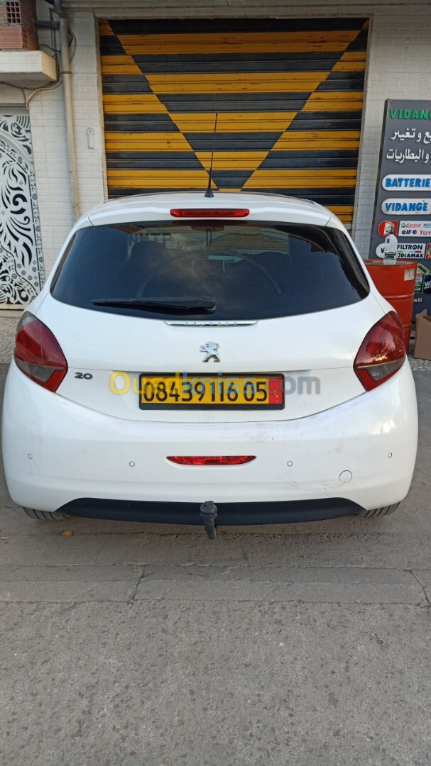 Peugeot 208 2016 Active Facelift