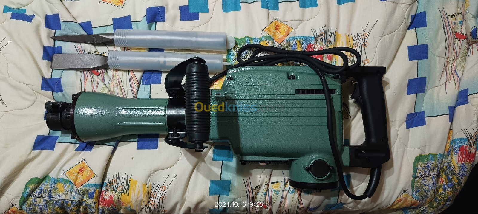 Marteau piqueur Bosch 3600w