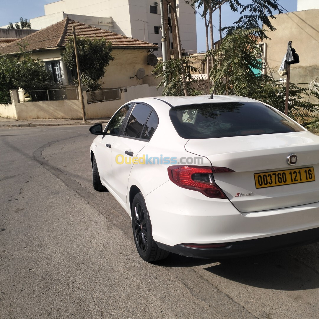 Fiat Tipo 2021 Street