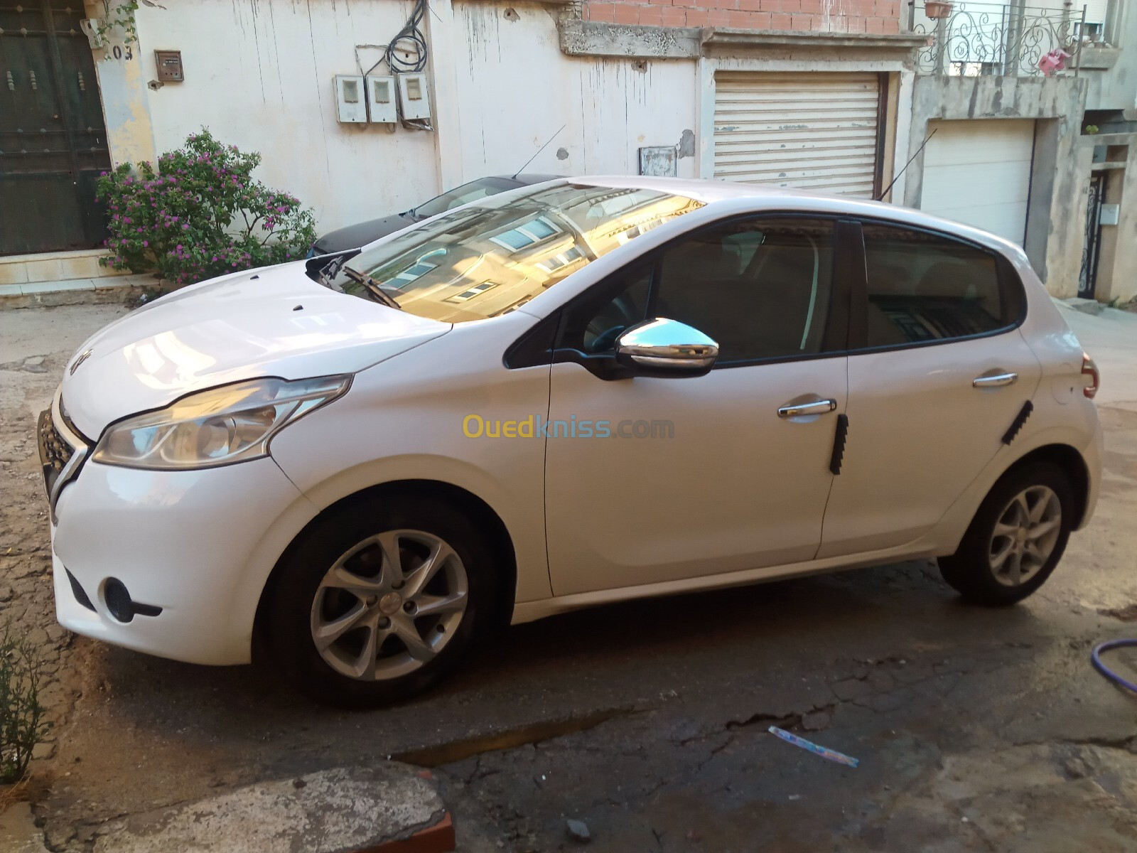 Peugeot 208 2015 Allure