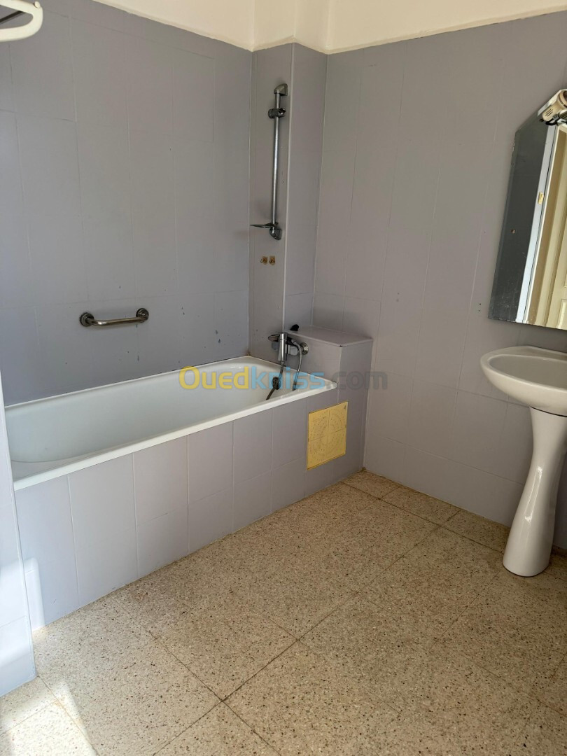 Location Appartement Alger Hydra