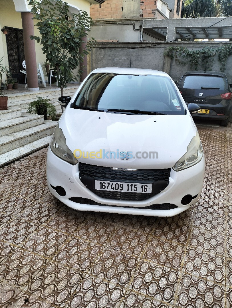 Peugeot 208 2015 Access