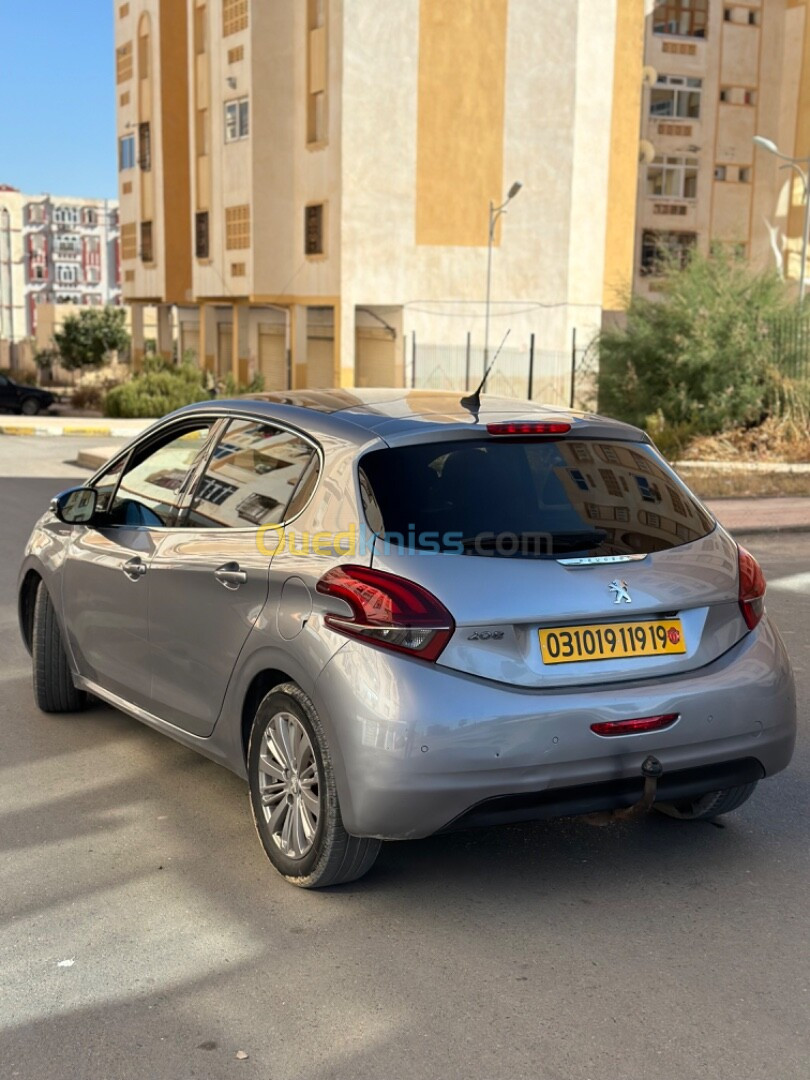 Peugeot 208 2019 Allure Facelift