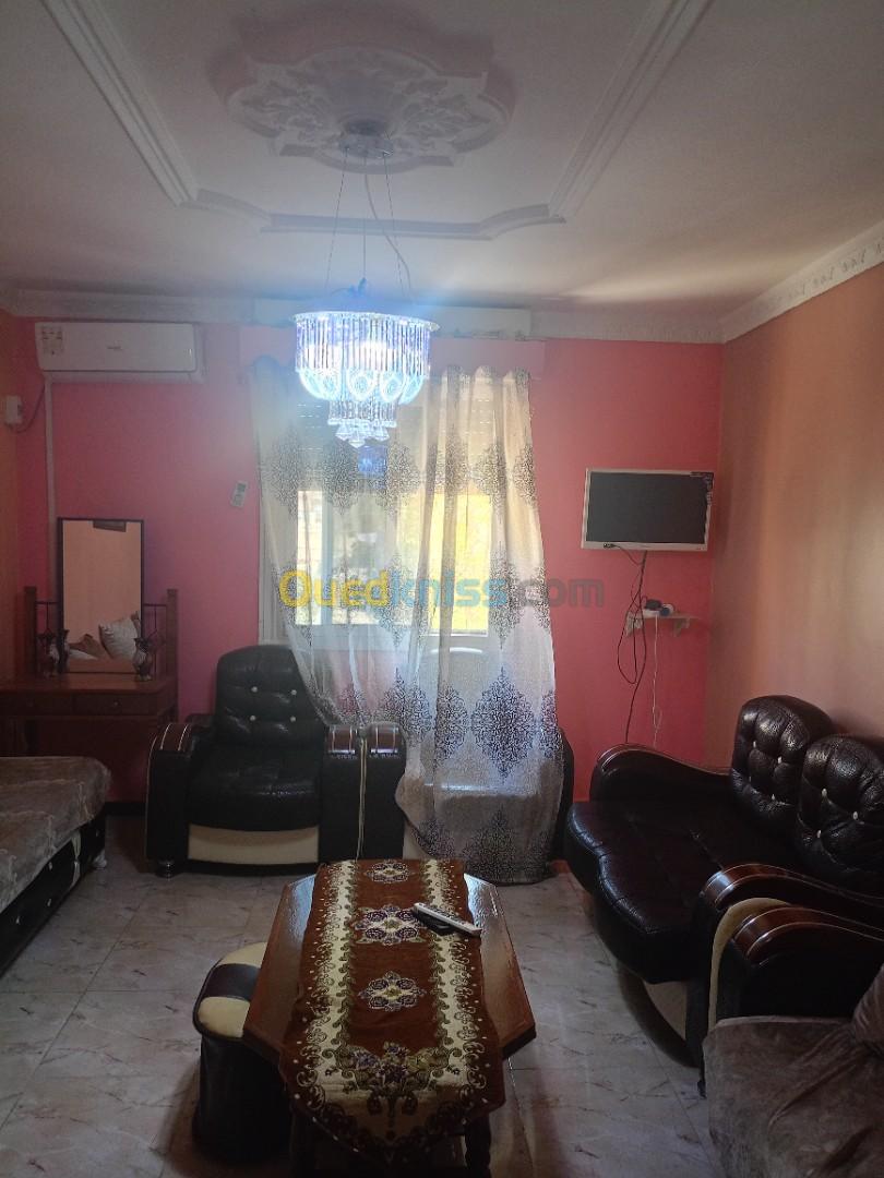 Location vacances Appartement F2 Skikda Collo