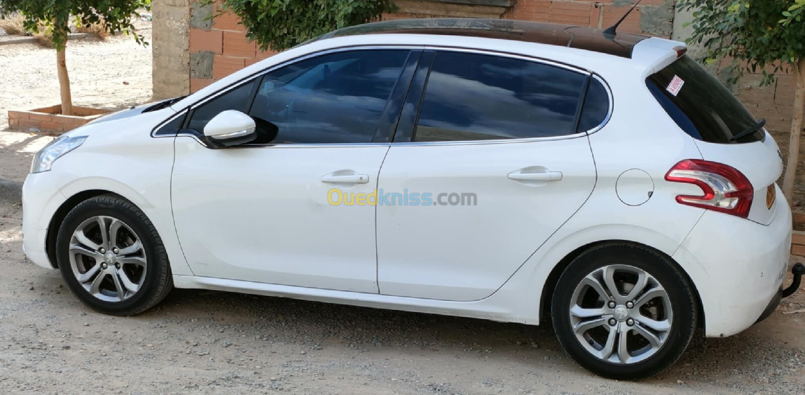 Peugeot 208 2014 Allure