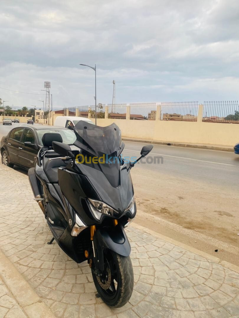 YAMAHA TMAX 2019