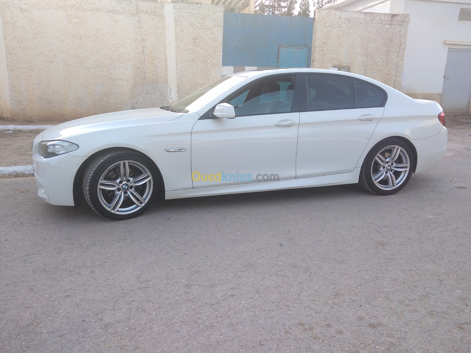 BMW Série 5 2013 525d sport