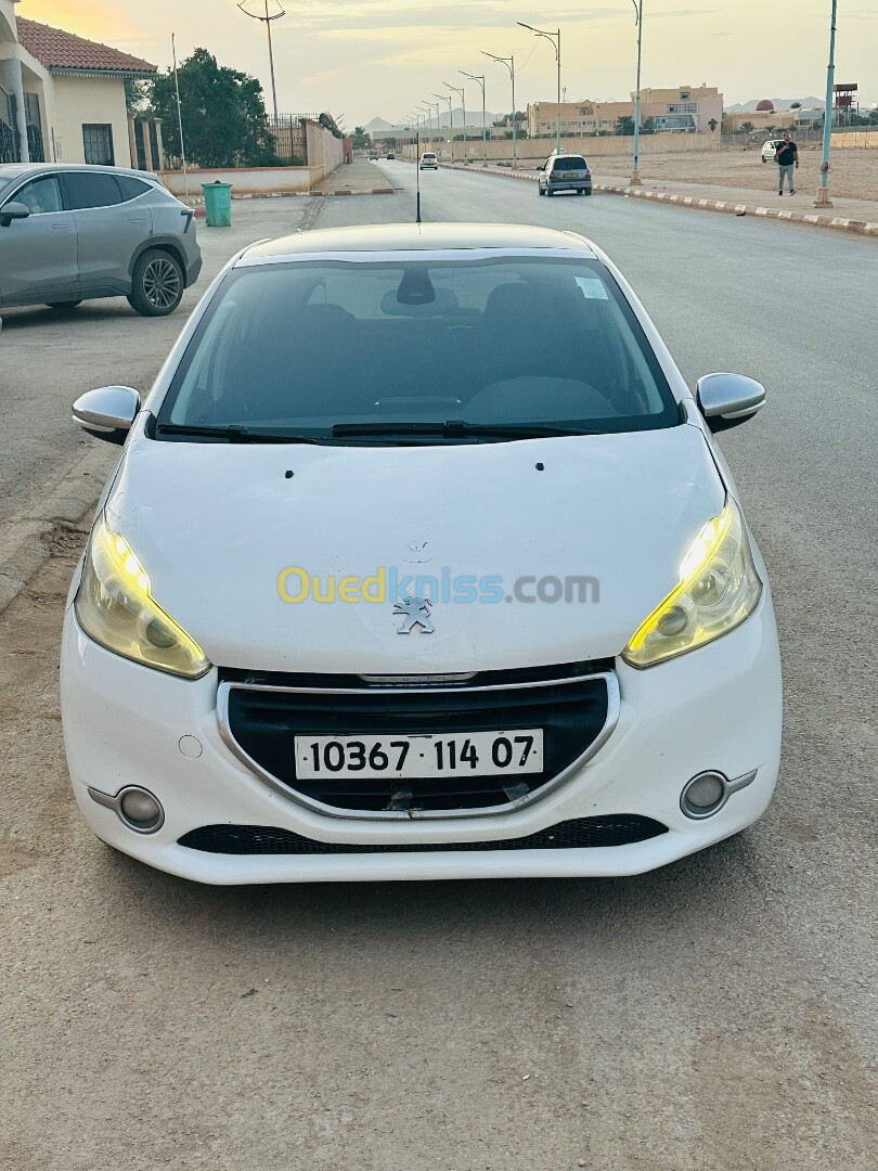 Peugeot 208 2014 